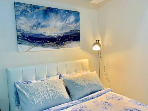 101 Newport City Chillax C2 Manila Airport Pasay - Housity