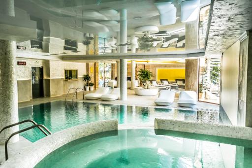 Spa Hotel Rich - Housity