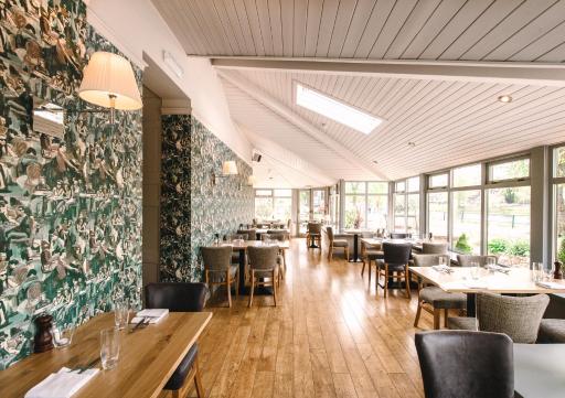 Glen Mhor Hotel - Housity