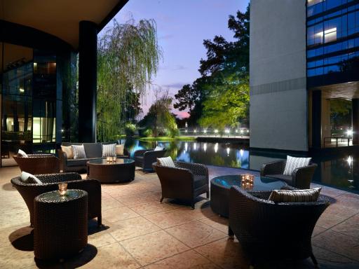Hyatt Regency Houston West - Housity