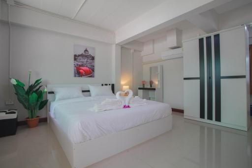 Pantip Boutique Hotel - Housity