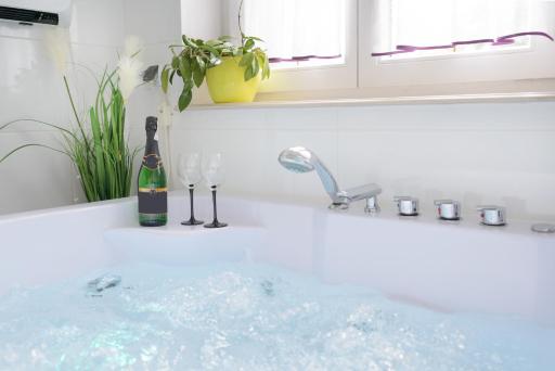 Kaliny Apartamenty wanny z hydromasażem - Housity