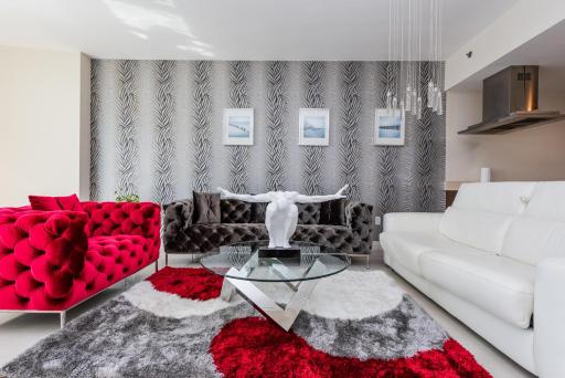 BUSINESS MIAMI LUX Icon Tower - Housity