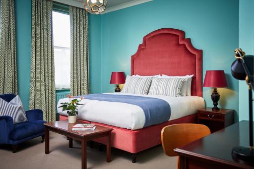 The Green Dragon Hotel - Housity