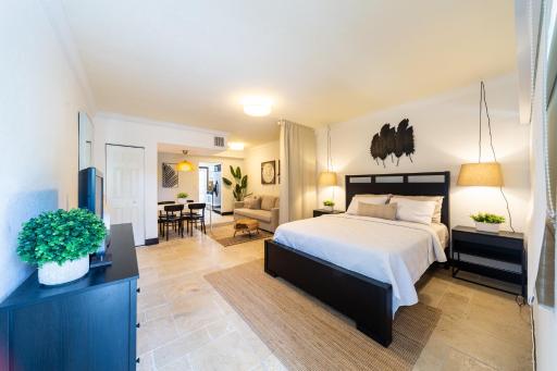 Meridian Suites - Housity