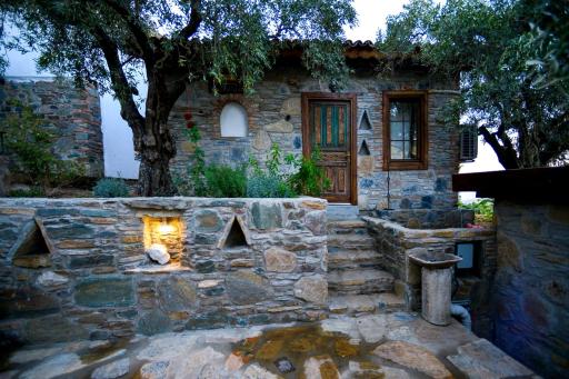 Heaven's Gate - Housity