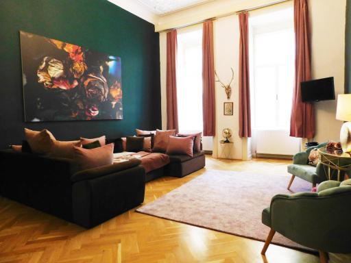 Wonder Deer Lux Apartment at the Parliament self check-in - Housity