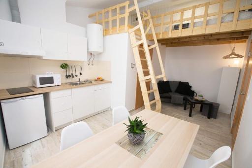 e5túdio esq. - Housity