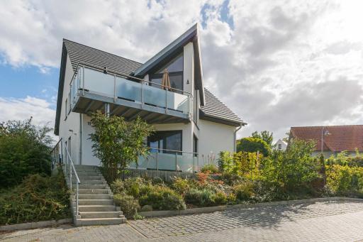 VILLA LIFESTYLE _ HONEYMOON_SUITE - Housity