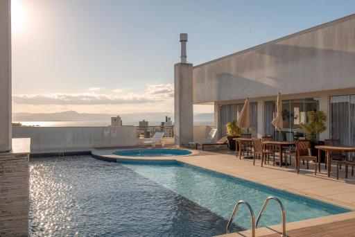 FLAT SAINT TROPEZ - Housity