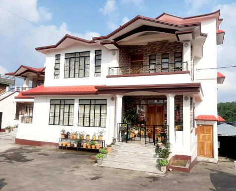 Pine Hill Home Stay - Housity