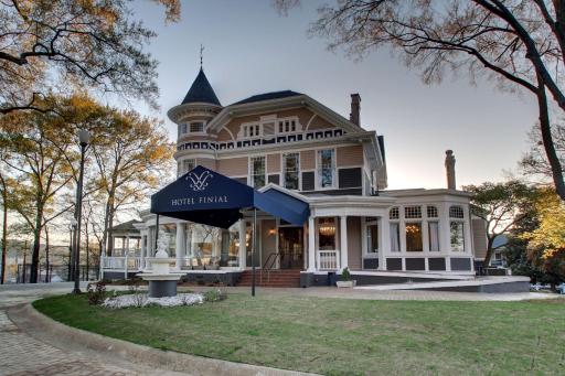 Hotel Finial BW Premier Collection Oxford - Anniston - Housity