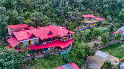 Sherpa Eco Resort - Housity
