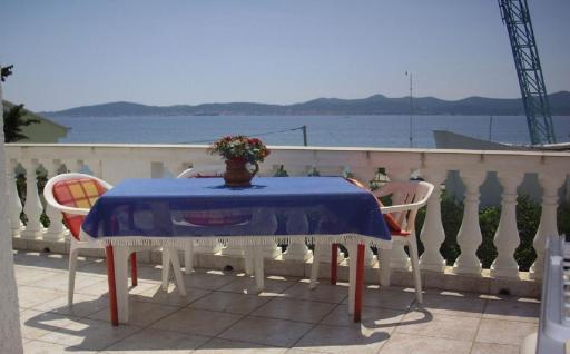 Apartments Anthony - 50m from the beach & parking - Housity