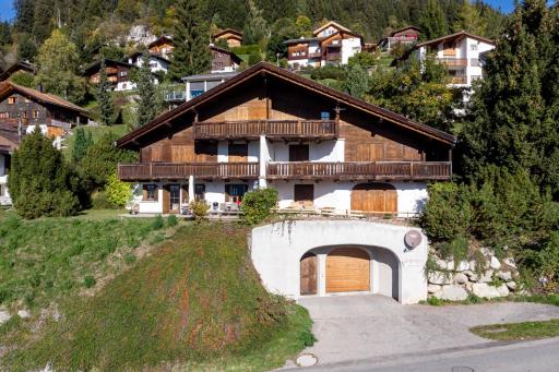 Bijou Ladir - Housity