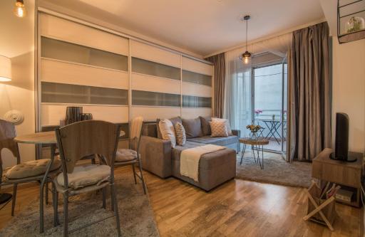 M Place - Housity
