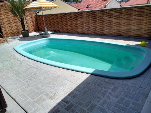 Casa com Piscina - Housity