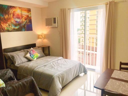 Fully Furnished Studio Condo Unit at Bamboo Bay Mandaue and Cebu Area - Housity