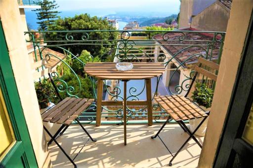 Greek Theater - Sea View Apartment - Housity