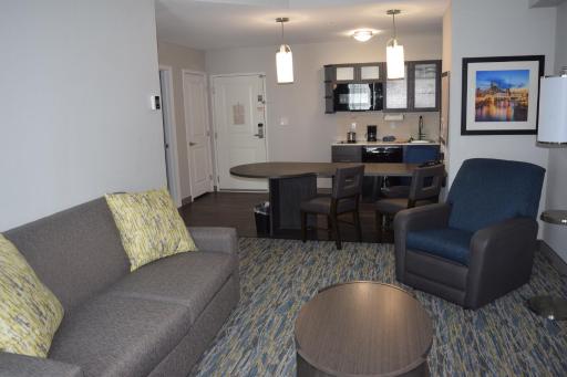 Candlewood Suites - Nashville Metro Center, an IHG Hotel - Housity