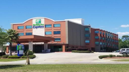 Holiday Inn Express - Biloxi - Beach Blvd, an IHG Hotel - Housity