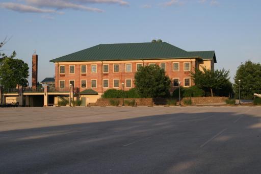Bridges Guest Quarters - Housity