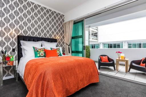 *Vibrant Viaduct Harbour Apartment with Balcony & Best Location* Auckland - Housity