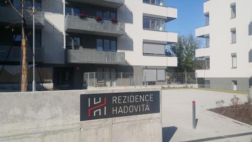 Rezidence Hadovitá - Housity