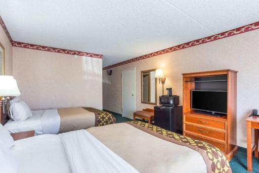 Lotus by Hotel Inn - Housity