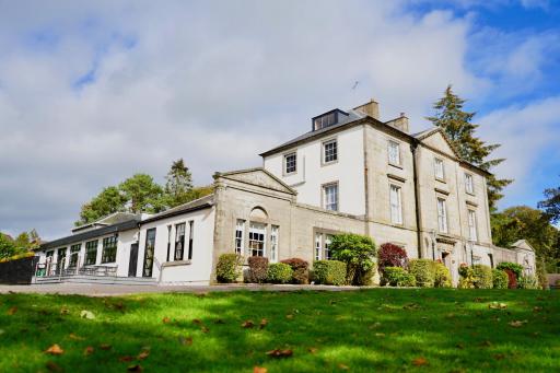 Strathaven Hotel - Housity