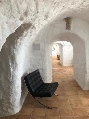 Cueva HOBBIT ECO CAVE - Housity