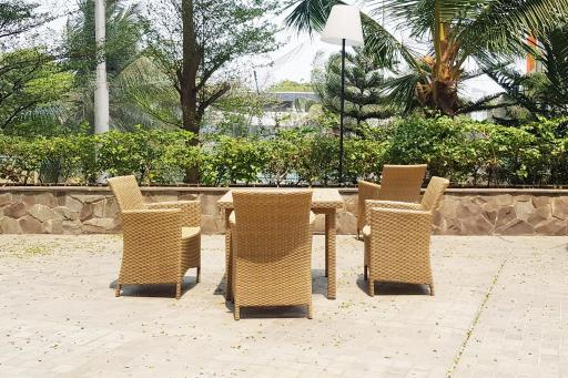 Apatel The Mansion Jasmine Tower Aurora J31I - Housity