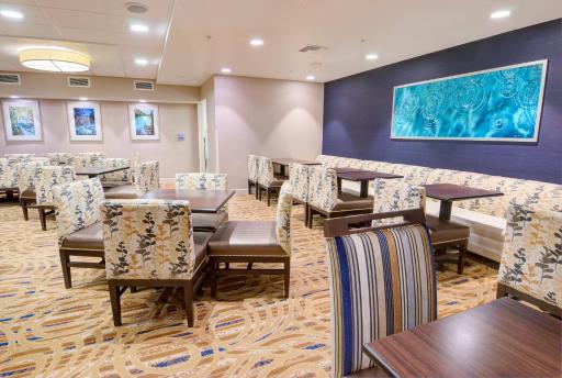 Holiday Inn Gainesville-University Center, an IHG Hotel - Housity