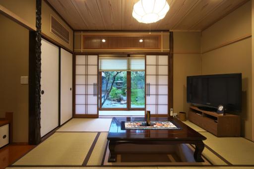 Musashi Sakaean - Housity