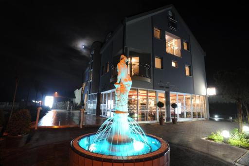 Apartments and Rooms Oliviers - Housity