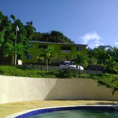 ThA LaGooN SpOt Caribbean BrEeZe - Housity