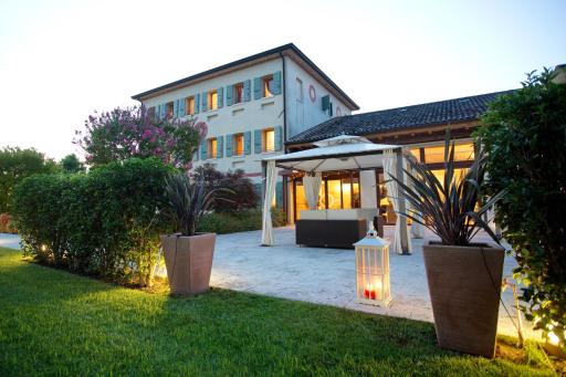 Hotel Asolo - Housity