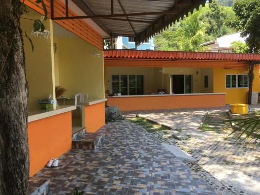 Kathu Waterfall Bungalow - Housity
