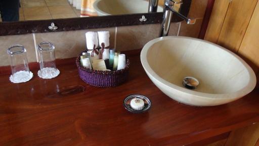 The Nelion Hotel - Housity