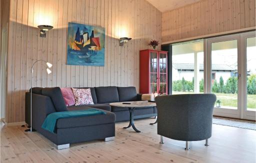 Beachfront Travel Proud Cozy Home In Jægerspris With Wifi - Housity