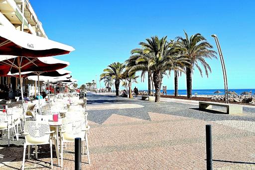 Quarteira Beach Holidays - Housity