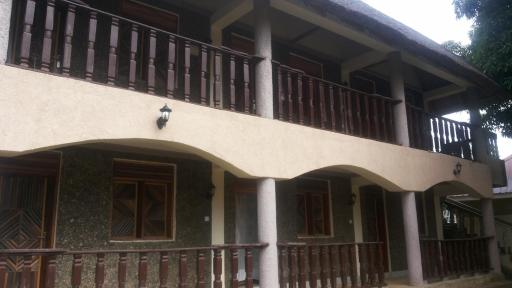 Dubai Resort Hotel - Housity