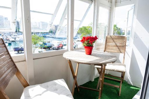 Seafront apartment between Valletta and Sliema - Housity