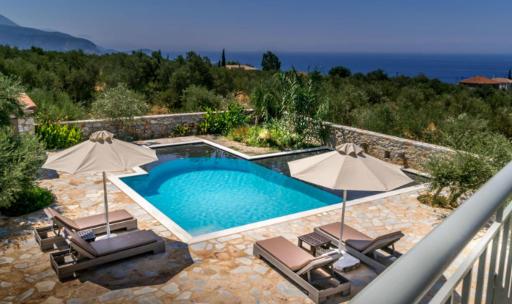 Villa σε stoupa - Housity