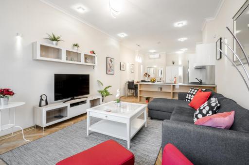 BpR Danube Panoramic Suite - Housity
