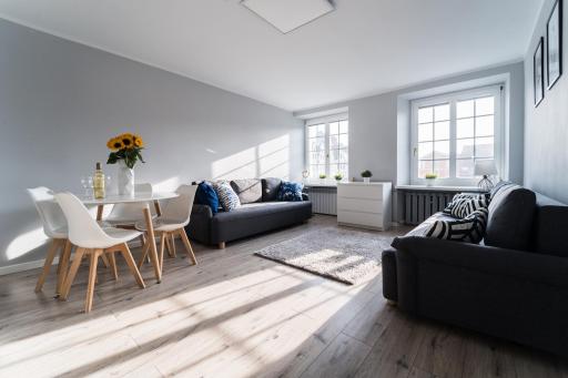 Apart Market Square - Rynek 44 - Opposit Town Hall - 3 Rooms - Housity