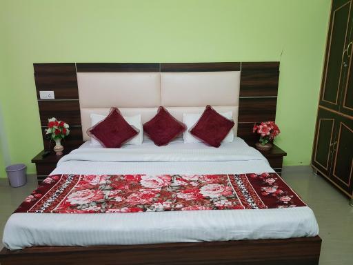 Dalhousie Delight - Housity
