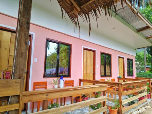 NoBi's Inn, Port Barton - Housity