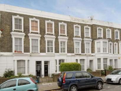 Arsenal 123 close to Emirates excellent for Contractors and Relocators - Housity