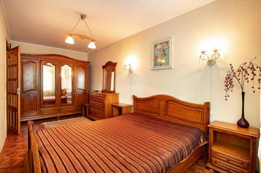 Apartment on Illyushy Kulyka at the Supermarket Fresh Fabrika - Housity